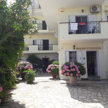 Pansion Filoxenia Apartments & Studios Tsoukaládhes Esterno foto
